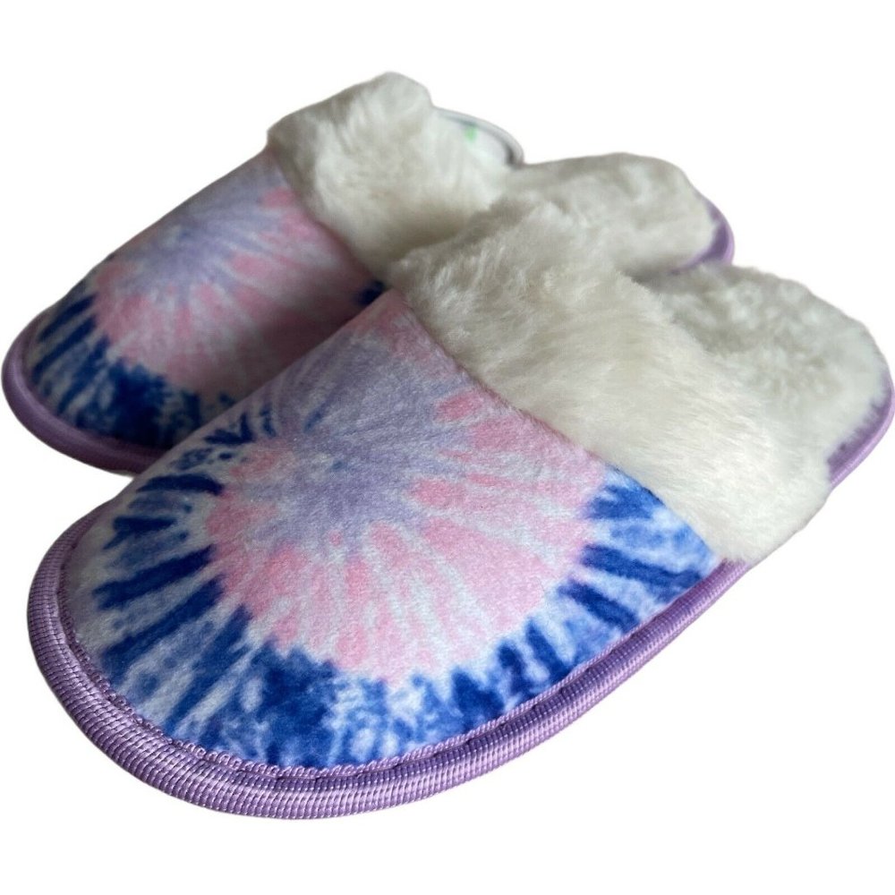 🐶Girl’s Slippers Size S(10-11)VIP Tie Dye Lilac Faux Fur with nail polish - Picture 6 of 12